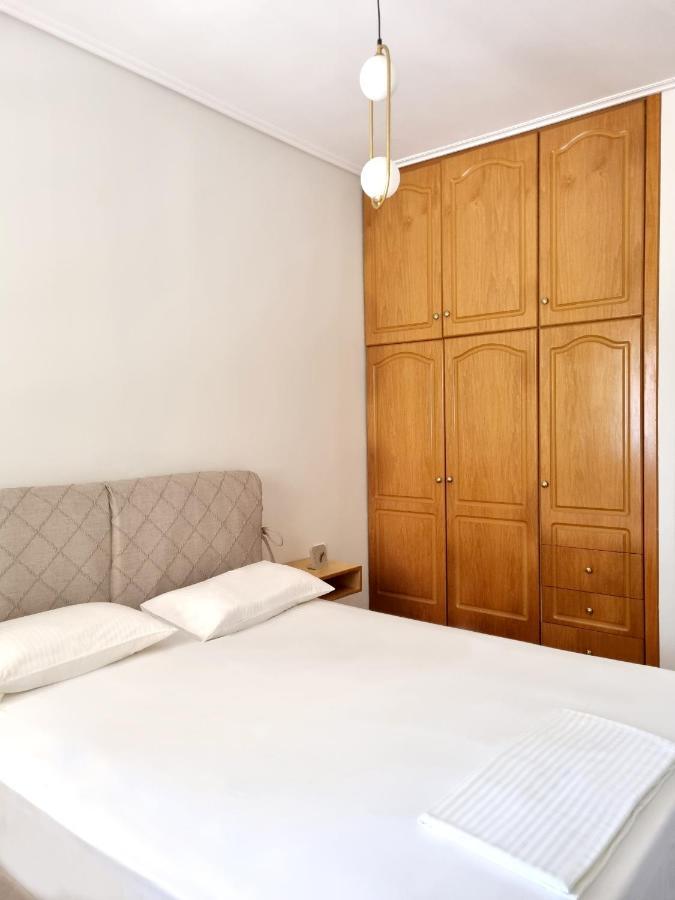 Almyros Aktis Seaview Apartment Каламата Экстерьер фото